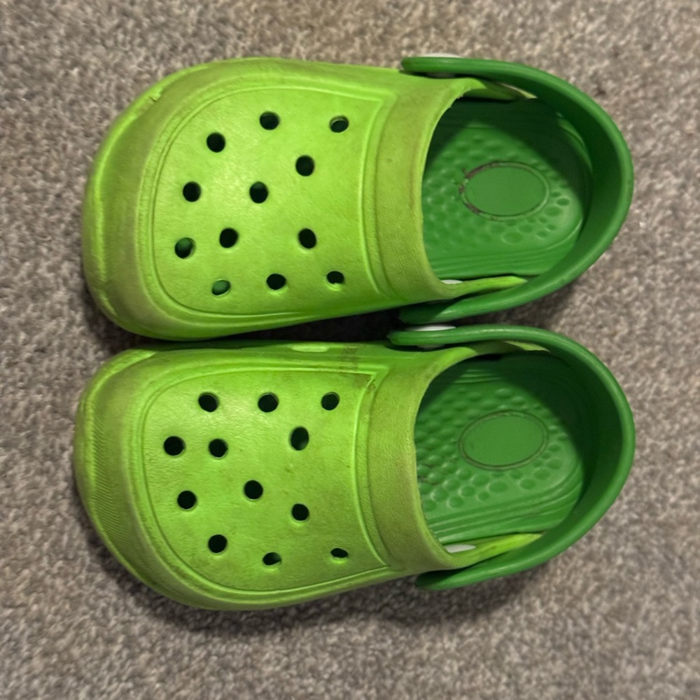 Kids Green Clogs size 140mm